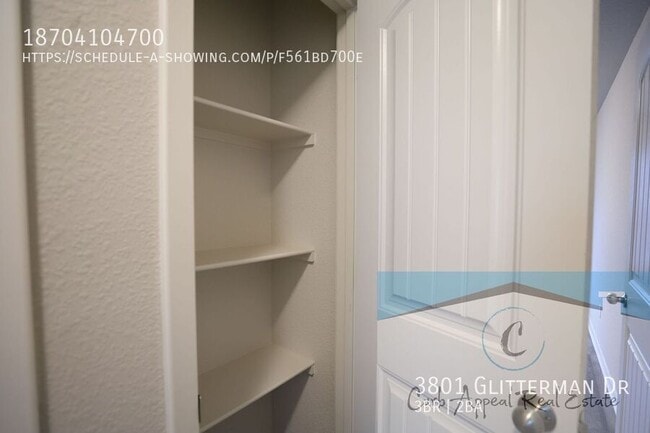 Building Photo - 3801 Glitterman Dr