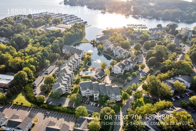 Building Photo - Lake Front Community