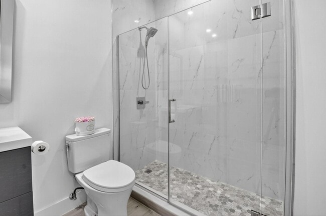 Building Photo - 6668 NW 25th Terrace