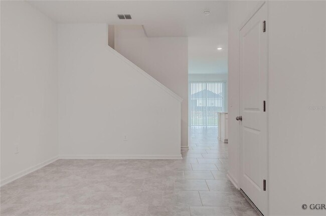 Building Photo - 3243 Laurent Lp