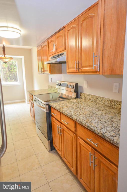 Building Photo - 19404 Transhire Rd