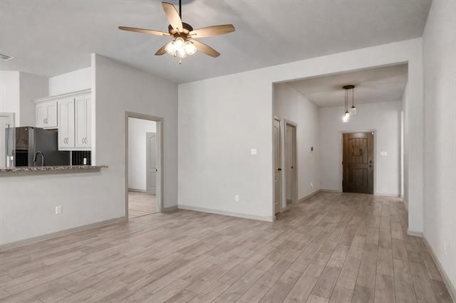 Building Photo - 116 Greyhound Ln