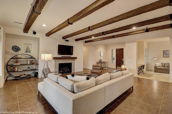 Building Photo - 3163 E Los Altos Ct