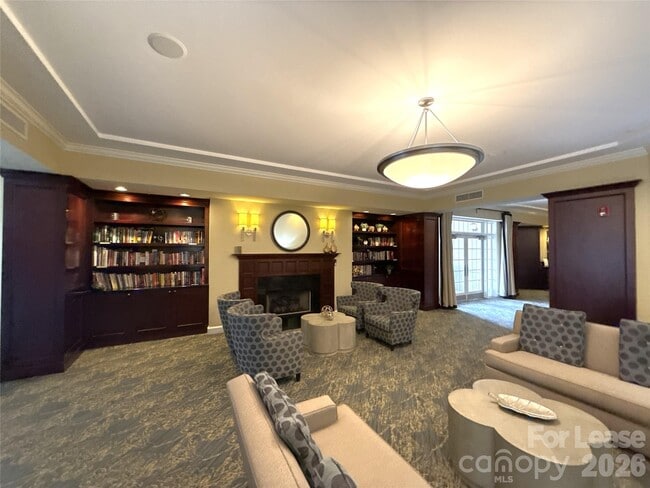 Building Photo - 300 W 5th St