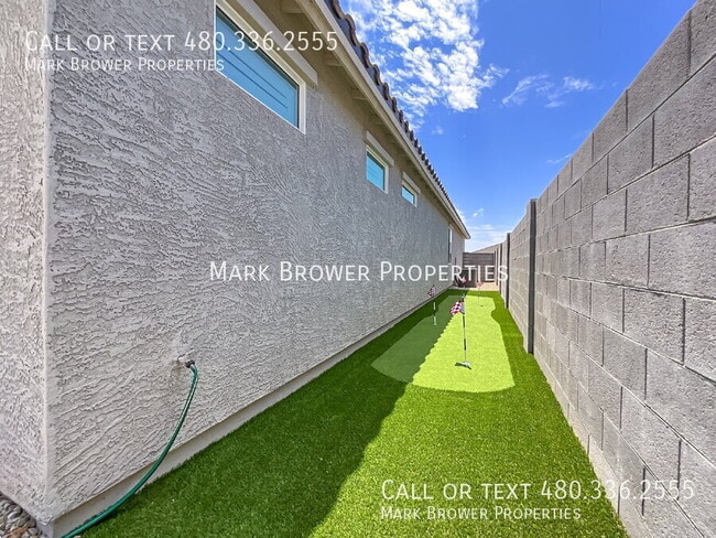 Building Photo - 17826 W Via De Luna Dr