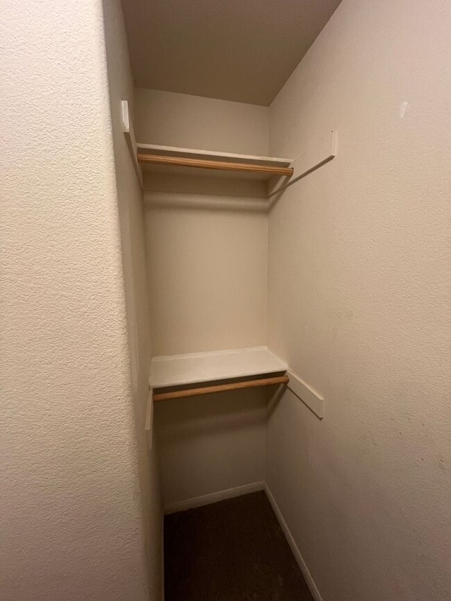Building Photo - 3 Bed / 2.5 Bath Condo-Townhome in Otay Ranch