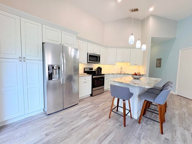 Building Photo - 9865 Perfect Dr