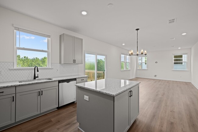 Building Photo - 1349 Underbrush Dr