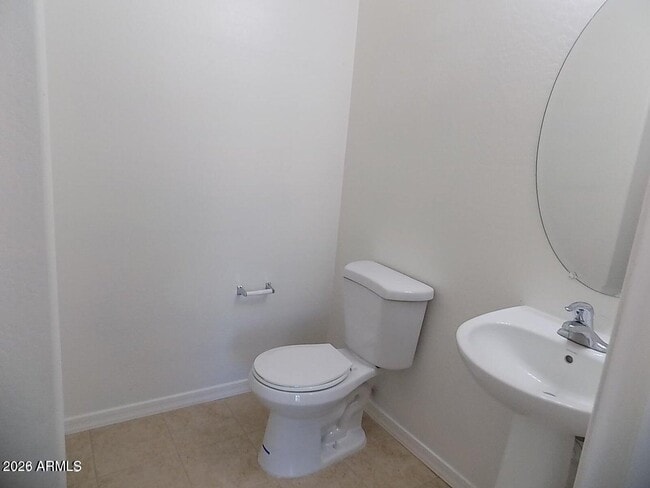 Building Photo - 41298 W Park Hill Dr