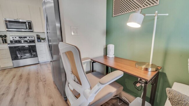 Building Photo - 18210 Park Row Blvd