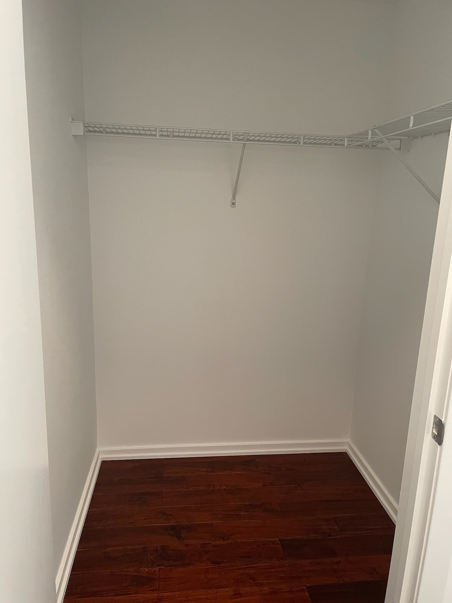 Huge storage closet off the foyer - 1000 W Leland Ave