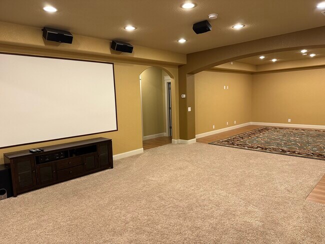 Family Room/Flex Space - 3813 Sky Hawk Ct
