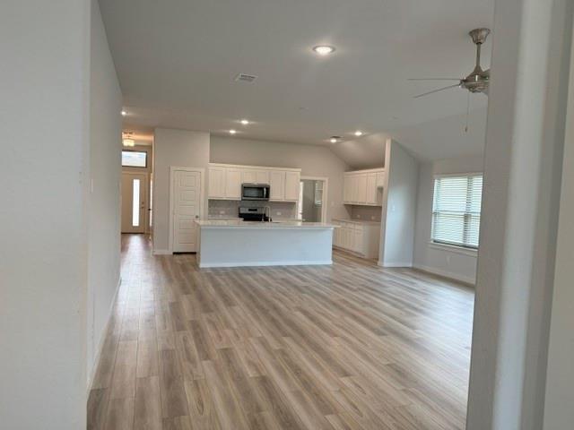 Building Photo - 209 Little Brg Dr
