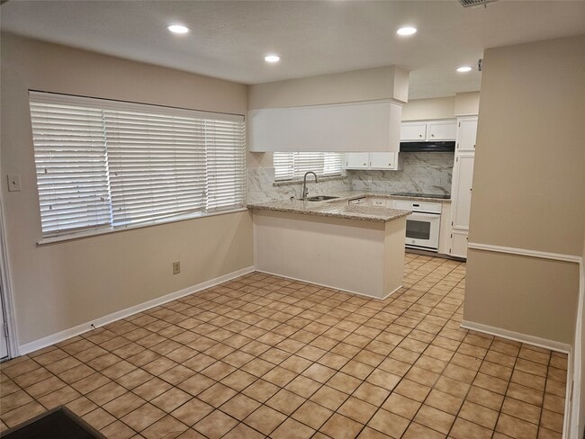 Building Photo - 3617 Nedith Ln