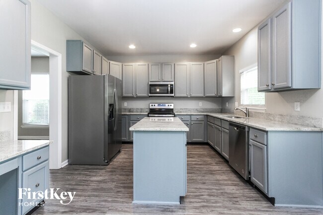 Building Photo - 6286 Forest View Ct