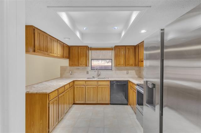 Building Photo - 6300 Aires Dr