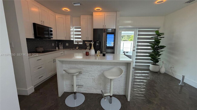 Building Photo - 11500 SW 185th Terrace