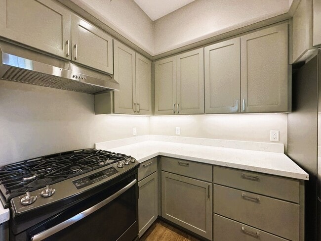Building Photo - 1581 Cali Ln