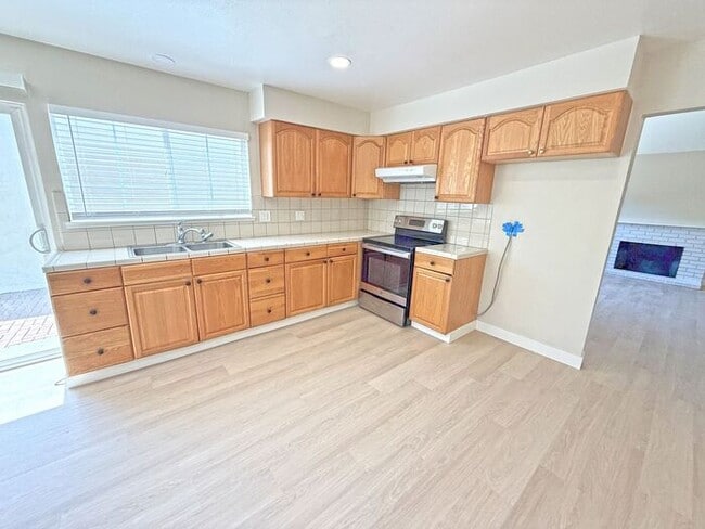 Building Photo - Beautiful Single-Story Evergreen Home--Walk to Silver Creek High!