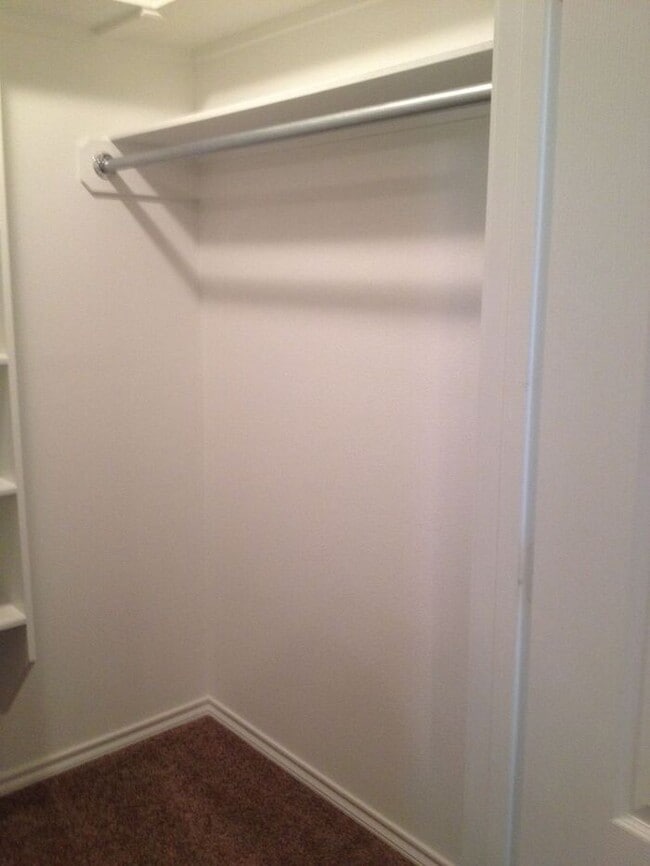 Building Photo - Coming Soon: 2 Bedroom, 2 Bathroom Duplex in Lindale!