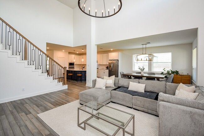 Building Photo - 23714 Sweeny Vly Dr