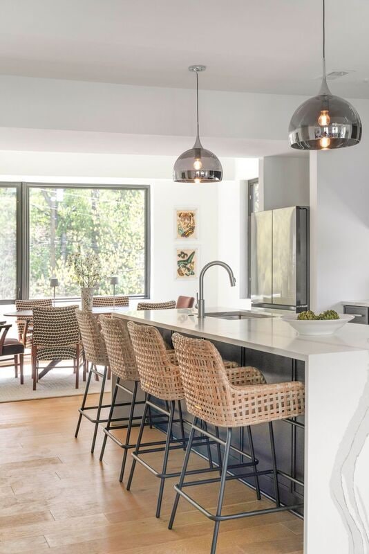 Building Photo - 981- 987 Fifth Street SW