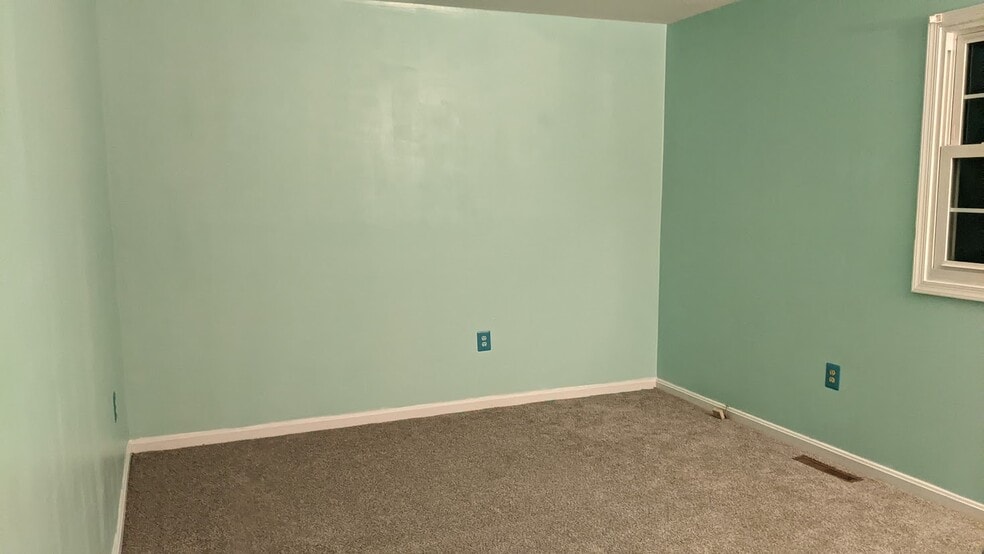 Master Bedroom A - 46824 Flower Dr