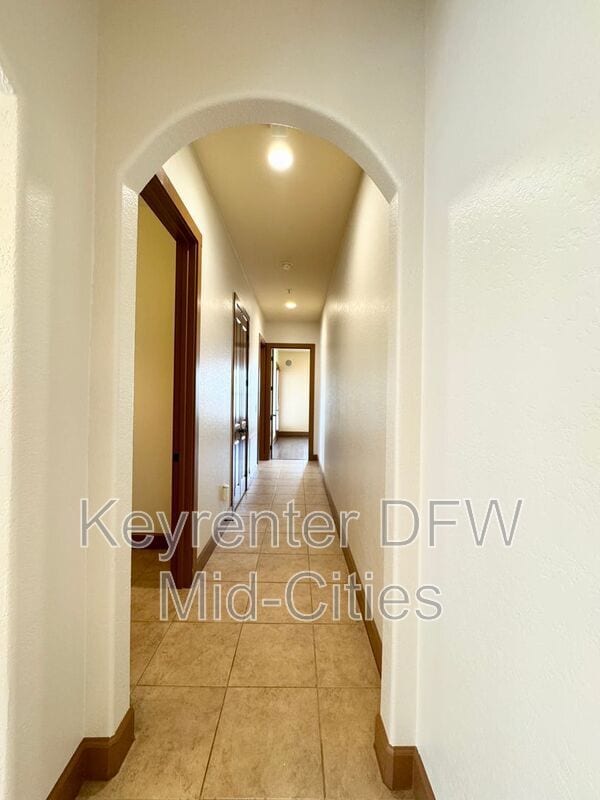 Building Photo - 6631 Via Positano