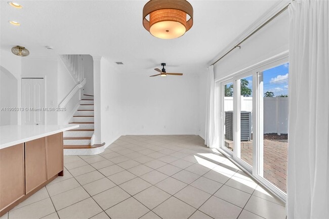 Building Photo - 2867 SW 125th Ave