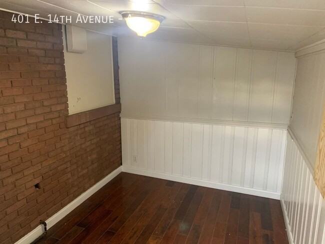 Building Photo - Updated 1 Bed Near OSU Campus!