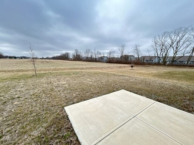 Building Photo - 1663 Fairmount Dr