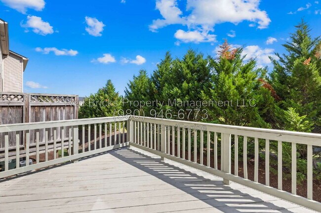 Building Photo - 2306 Rachelwood Dr