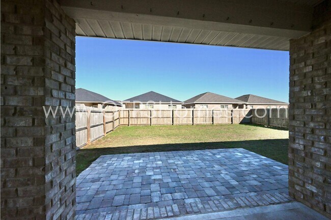 Building Photo - 4664 Honor Guard Wy