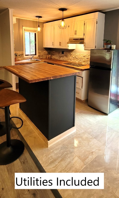 Building Photo - 1Newtown Turnpike