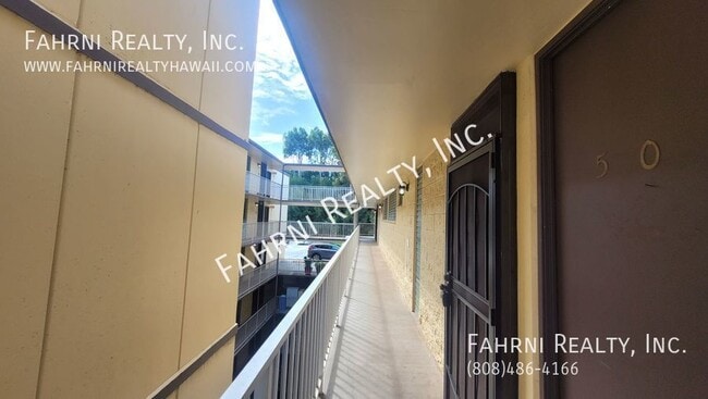 Building Photo - 95-2040 Waikalani Place E-503-