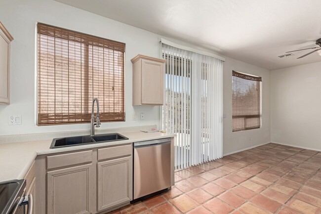 Building Photo - Mountainside Home, Gated Community