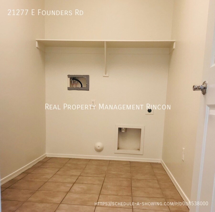 Building Photo - 21277 E Founders Rd