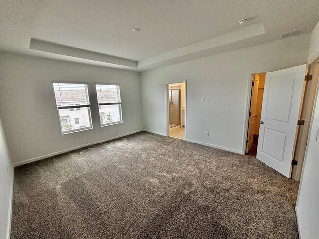 Building Photo - 2634 Armstrong Ave