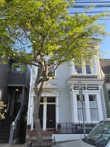 Primary Photo - 557 Elizabeth St