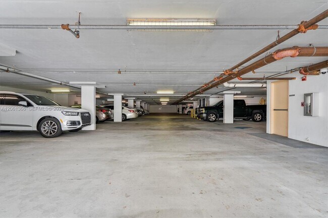Building Photo - 8911 Collins Ave