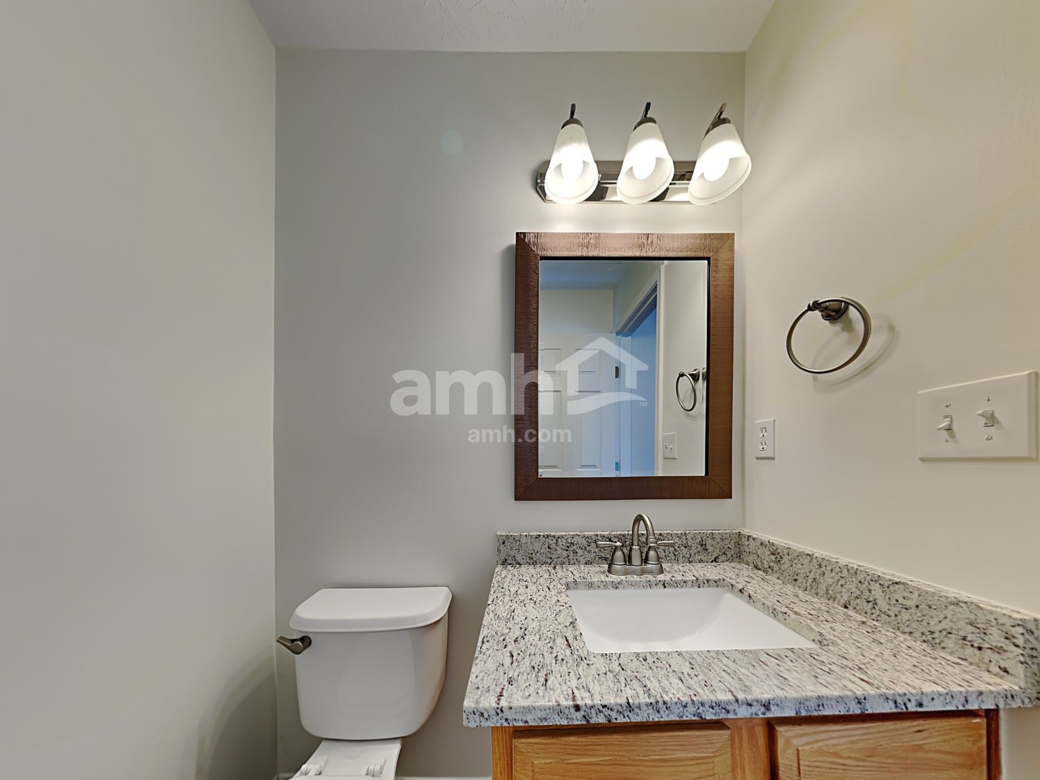 Building Photo - 1162 Edgewater Way