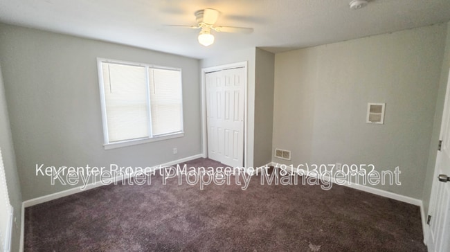 Building Photo - 1817 E 83rd Terrace