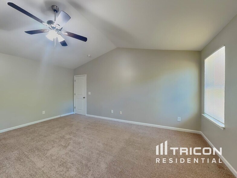 Building Photo - 5321 Carnelian Dr