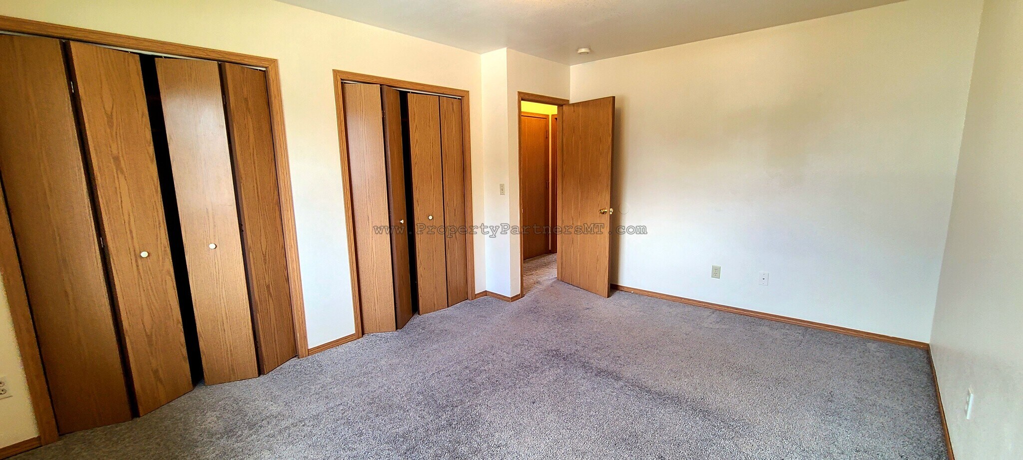 Building Photo - 709 Golden West Dr