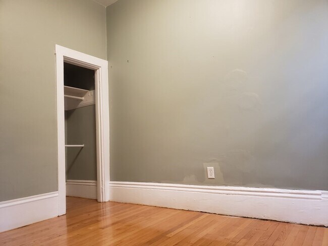 Building Photo - 141 Arlington St