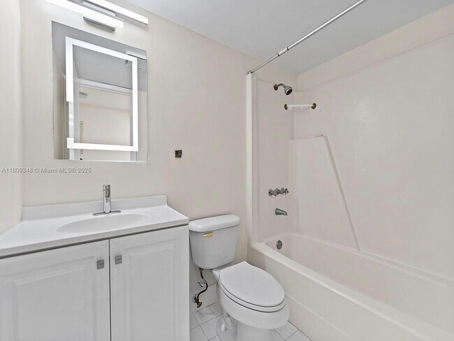 Building Photo - 20875 Grouper Dr