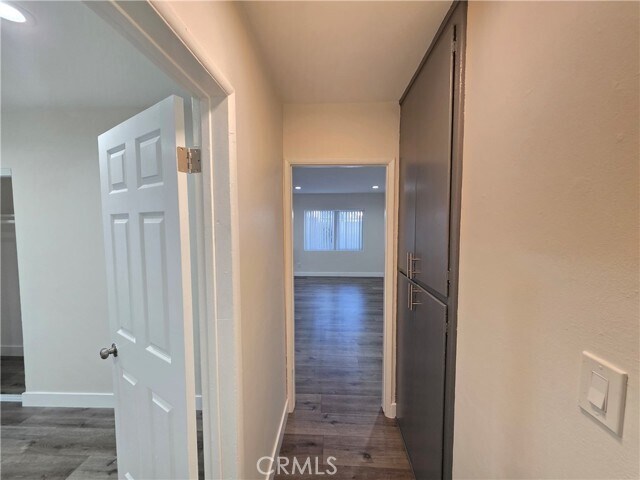 Building Photo - 20754 Hartland St