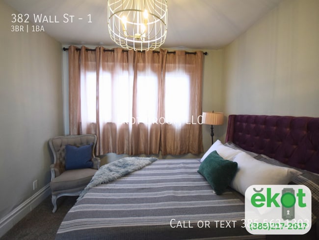 Building Photo - 382 Wall St