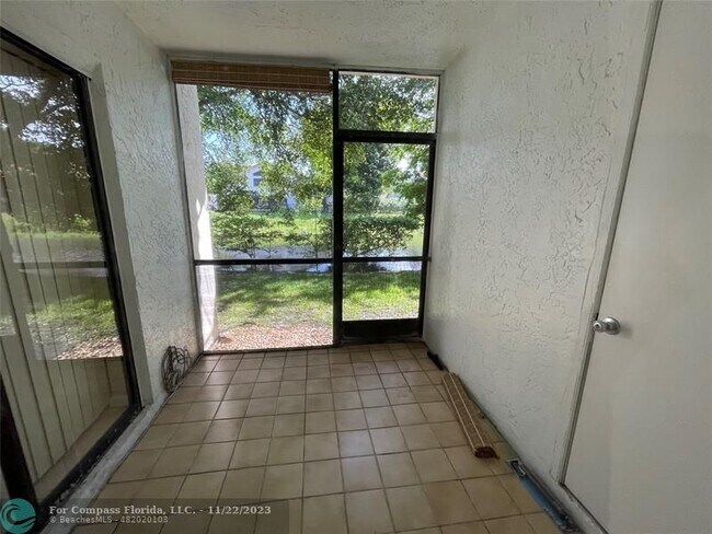 Building Photo - 12222 Royal Palm Blvd
