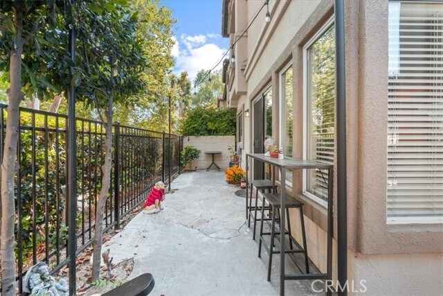 Building Photo - 40 Veneto Ln